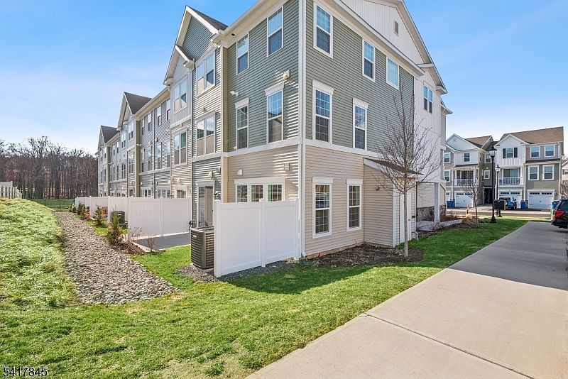 102 Iris Ct Warren, NJ 07059  | New build