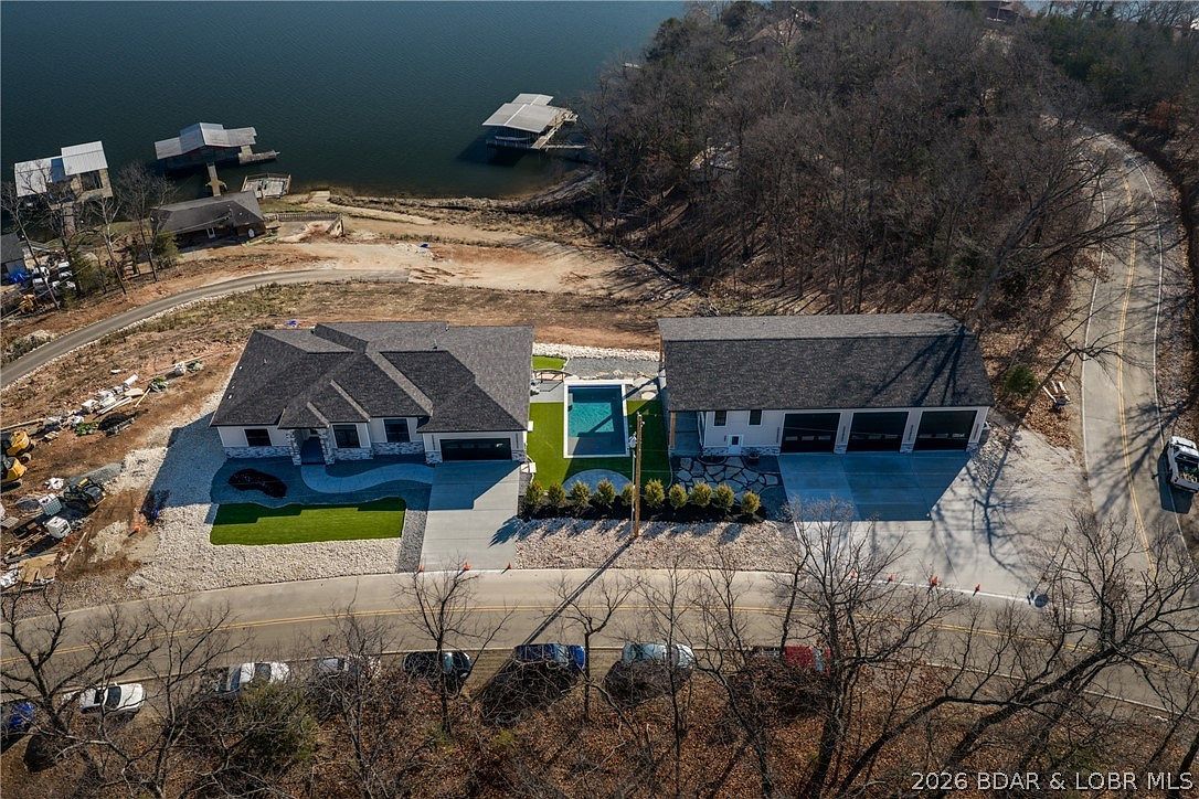 1356 Duckhead Rd Lake Ozark, MO 65049 - Thumbnail 2