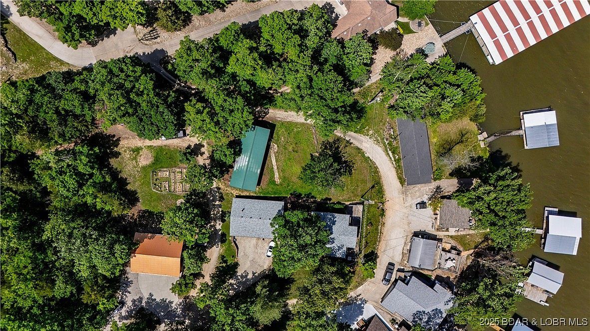 74 Jay Bird Ln Sunrise Beach, MO 65079 - Thumbnail 2