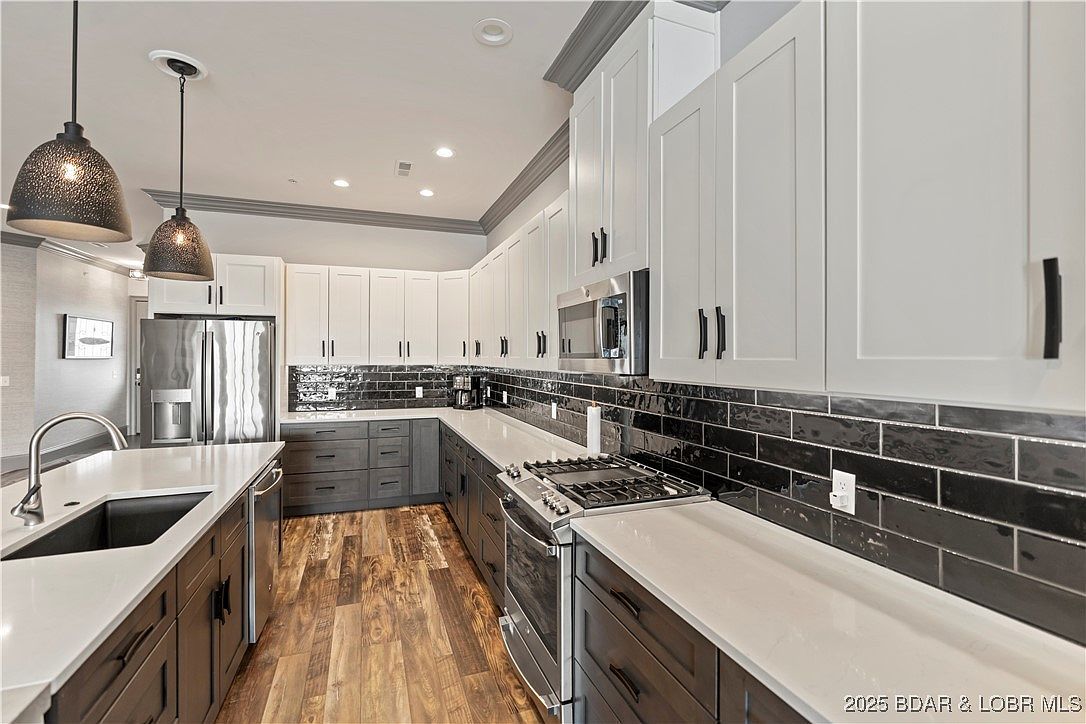 1184 Jeffries Rd Unit 312 Osage Beach, MO 65065 - Thumbnail 2