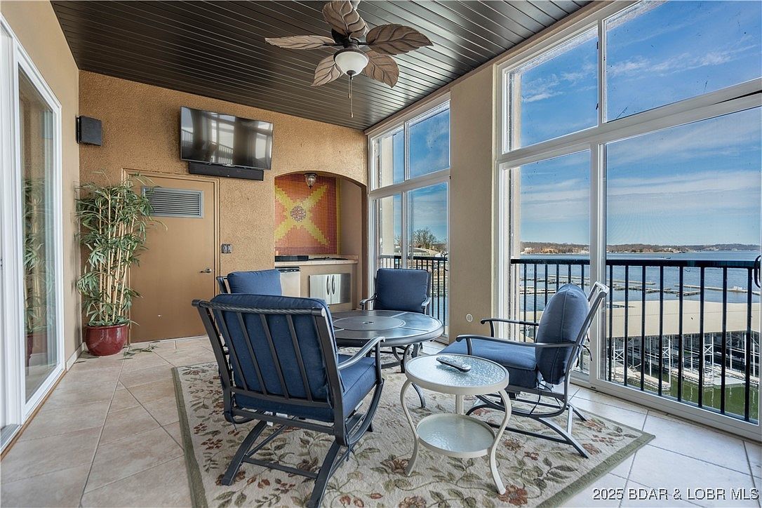 1184 Jeffries Rd Unit 416 Osage Beach, MO 65065 - Thumbnail 2