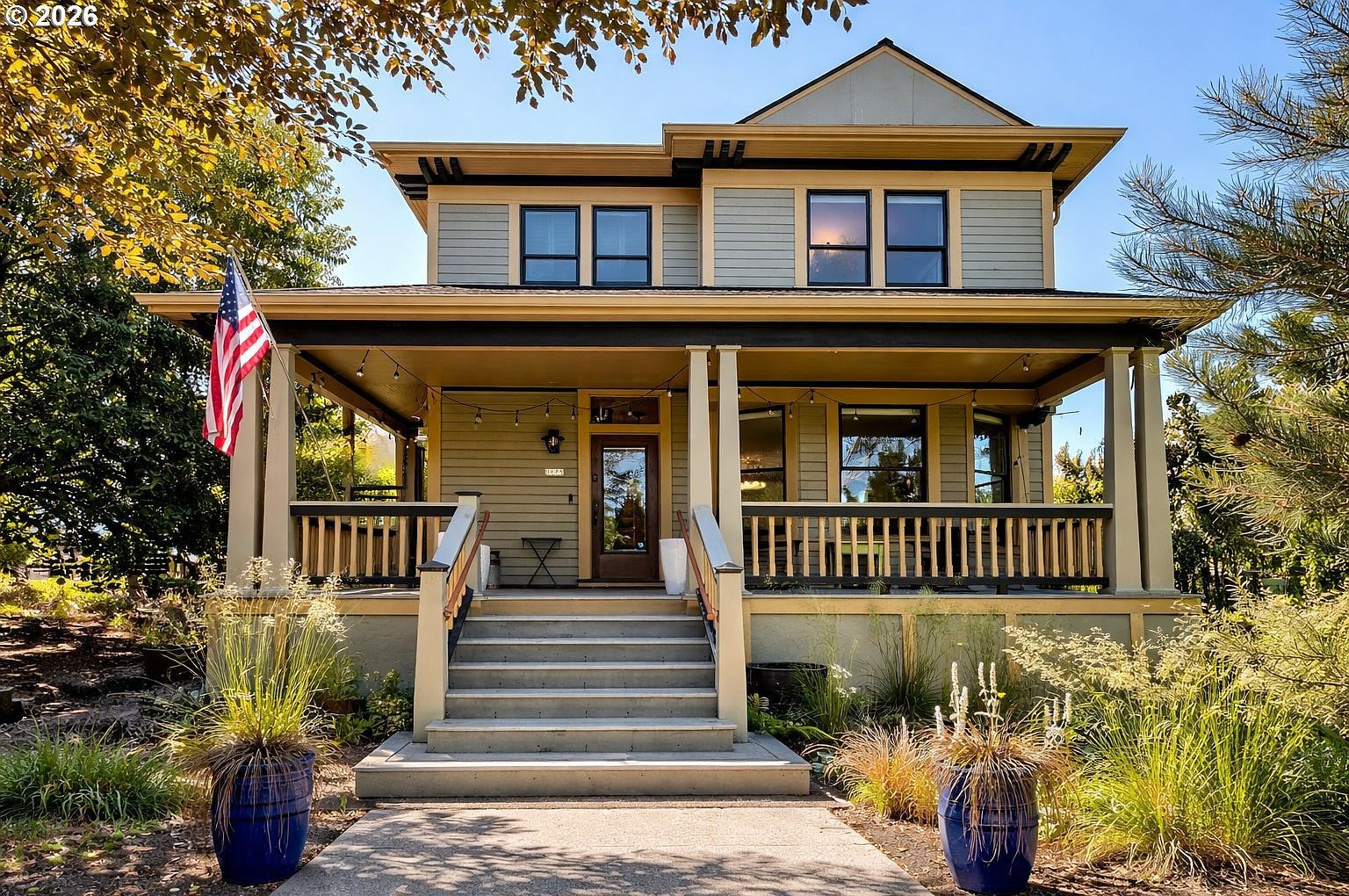 1175 11th St Astoria, OR 97103 - Thumbnail 2