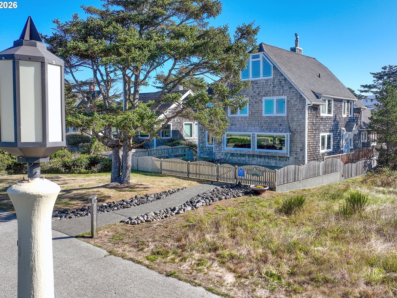 1021 S Prom Seaside, OR 97138 - Thumbnail 2