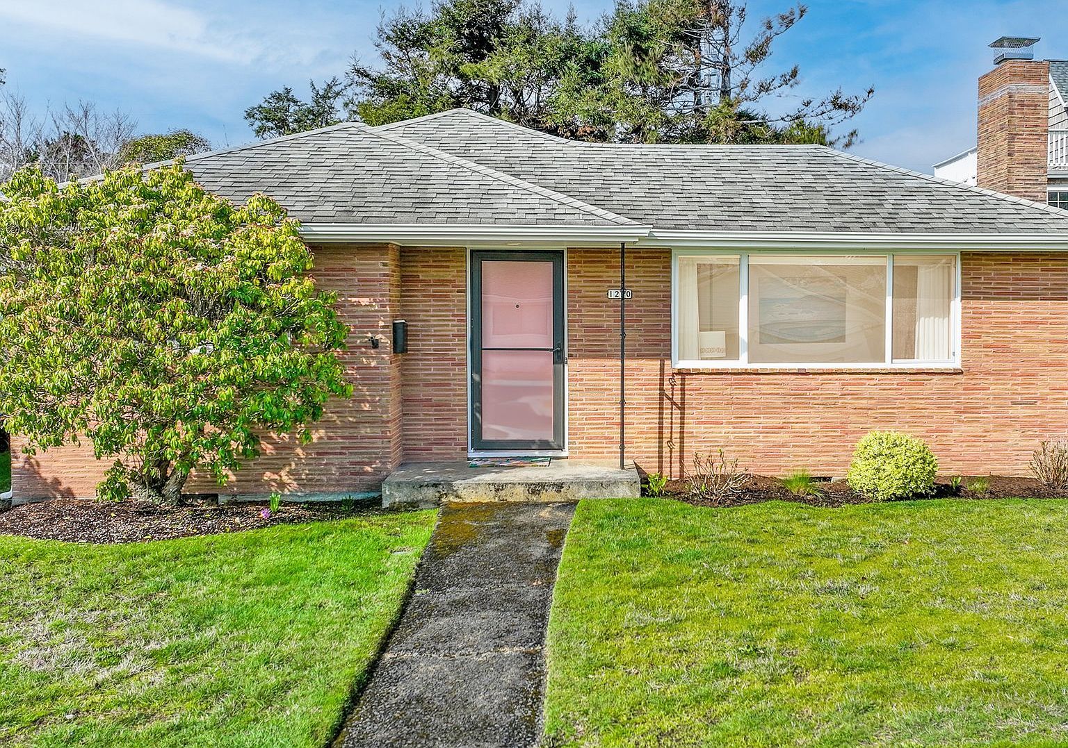 1210 S Columbia St Seaside, OR 97138 | Single Family