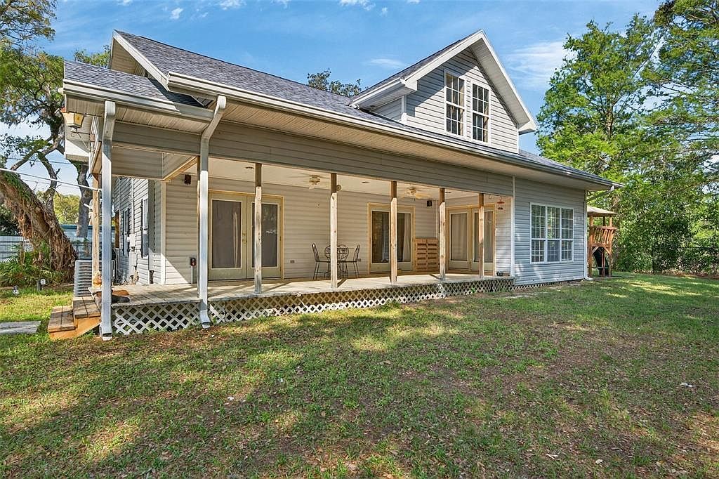 5572 S Marlin Point Floral City, FL 34436  | Single Family