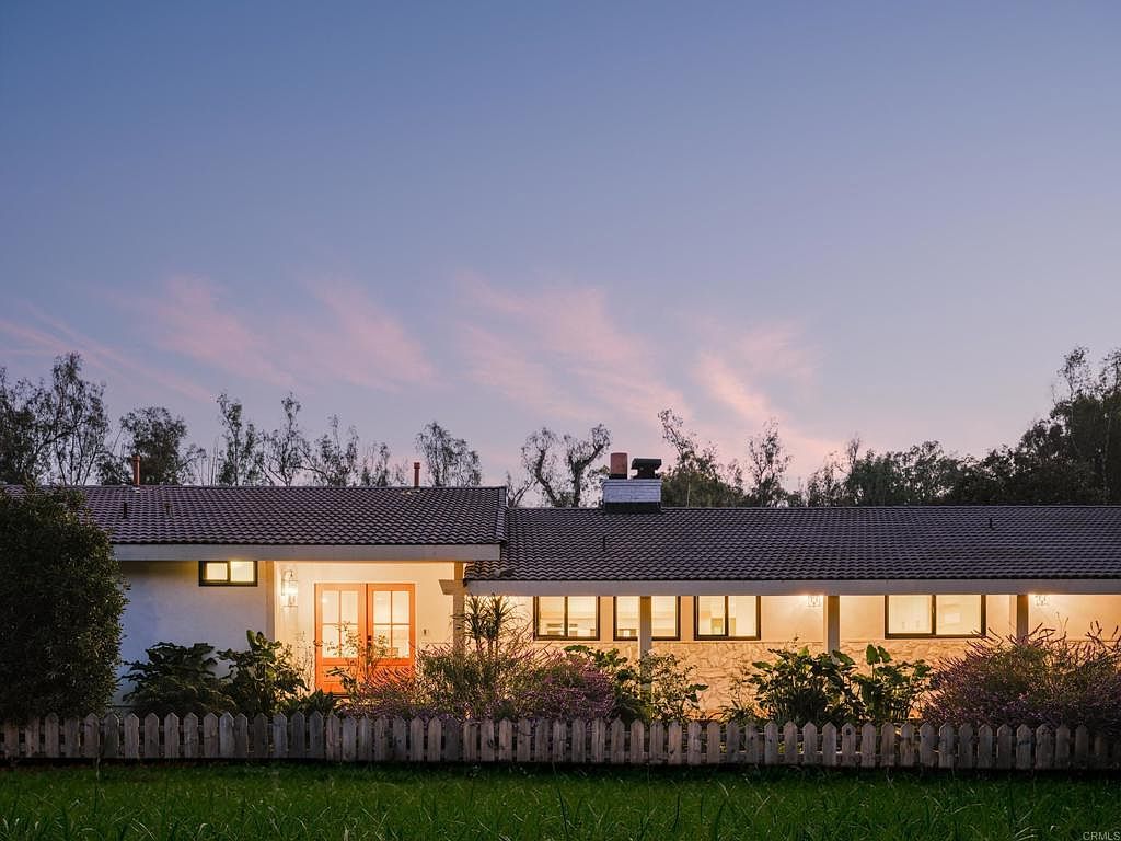 14980 Via De La Valle Del Mar, CA 92014 - Thumbnail 2