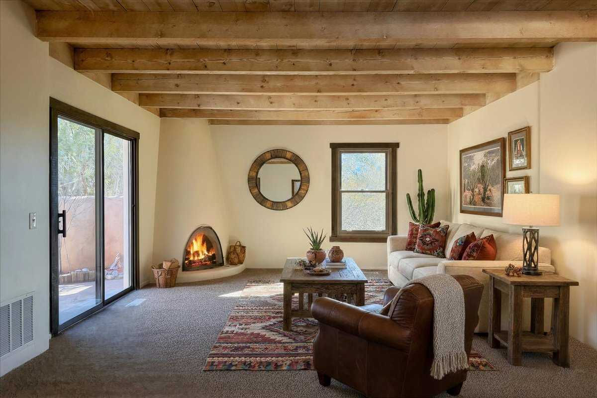 311 Calle Loma Norte, Santa Fe, NM, USA, 87501 - Thumbnail 2