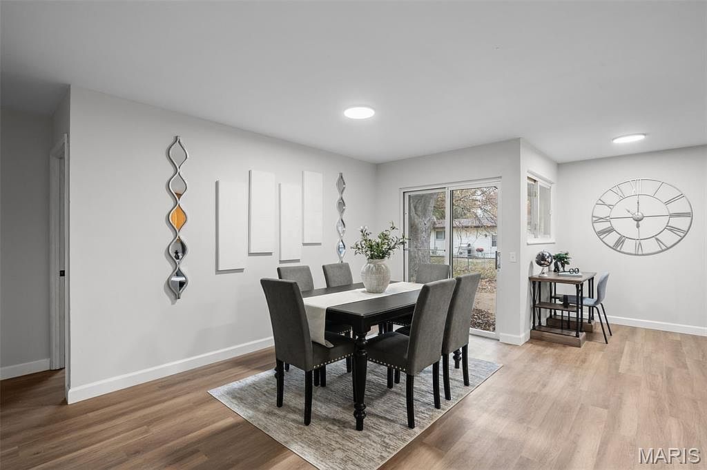 1265 Central Pkwy Florissant, MO 63031 - Thumbnail 2