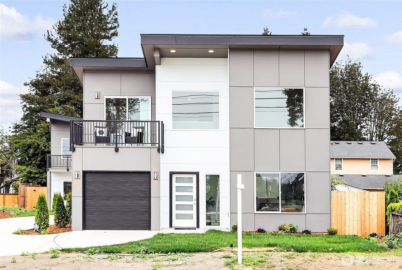 846 SW 136th St #1 Seattle, WA 98166 - Thumbnail 2