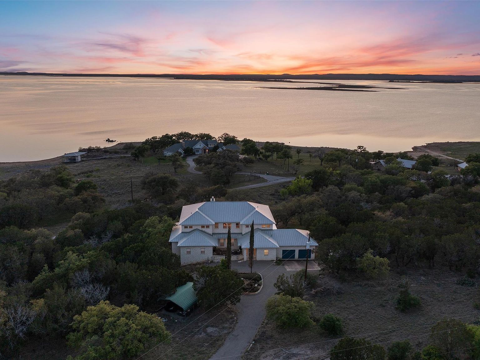 4401 Sunset Cliff Rd Burnet, TX 78611 - Thumbnail 2