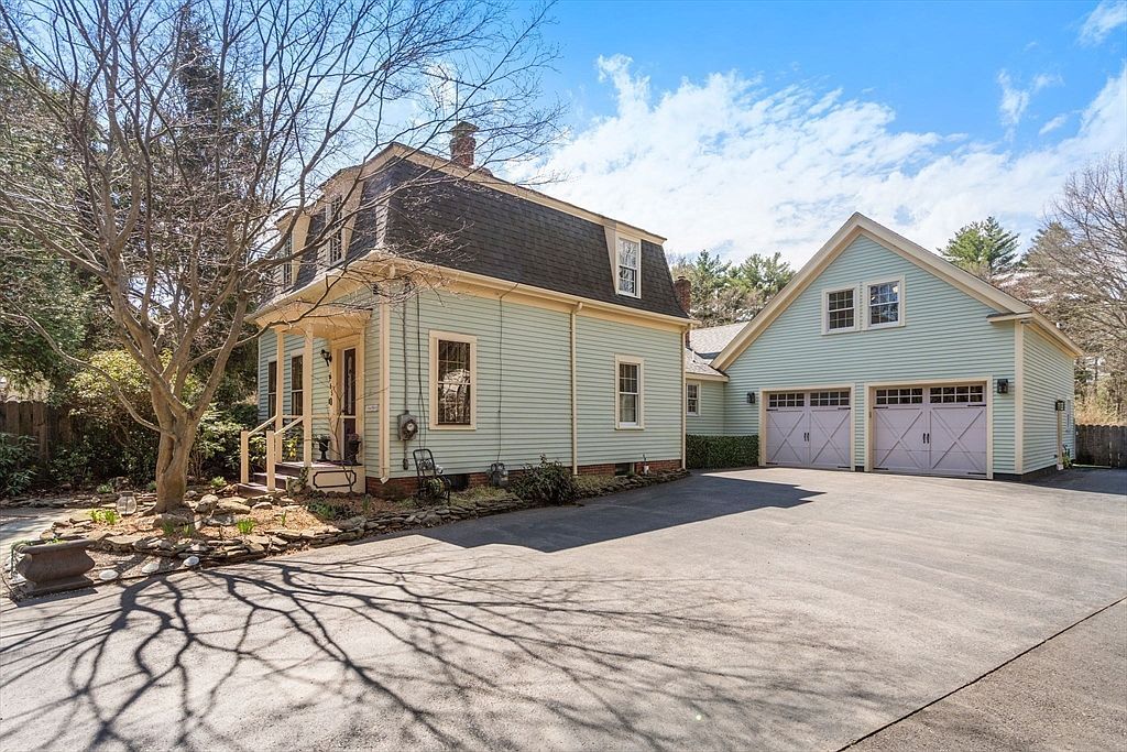 165 Gleasondale Rd Stow, MA 01775  | Single Family