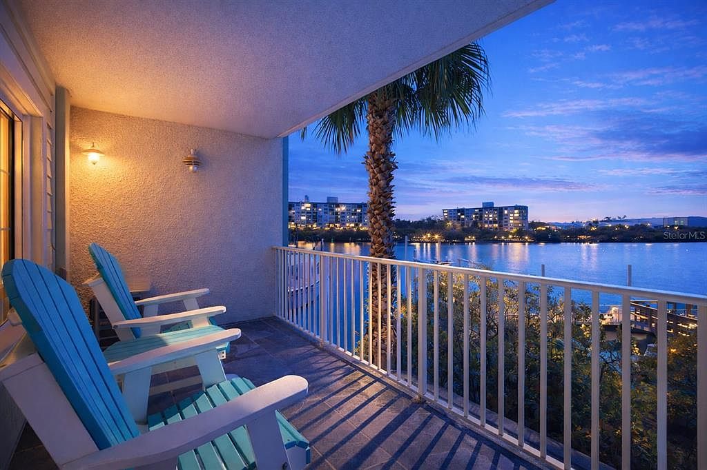 399 2nd St Unit 216 Indian Rocks Beach, FL 33785 - Thumbnail 2