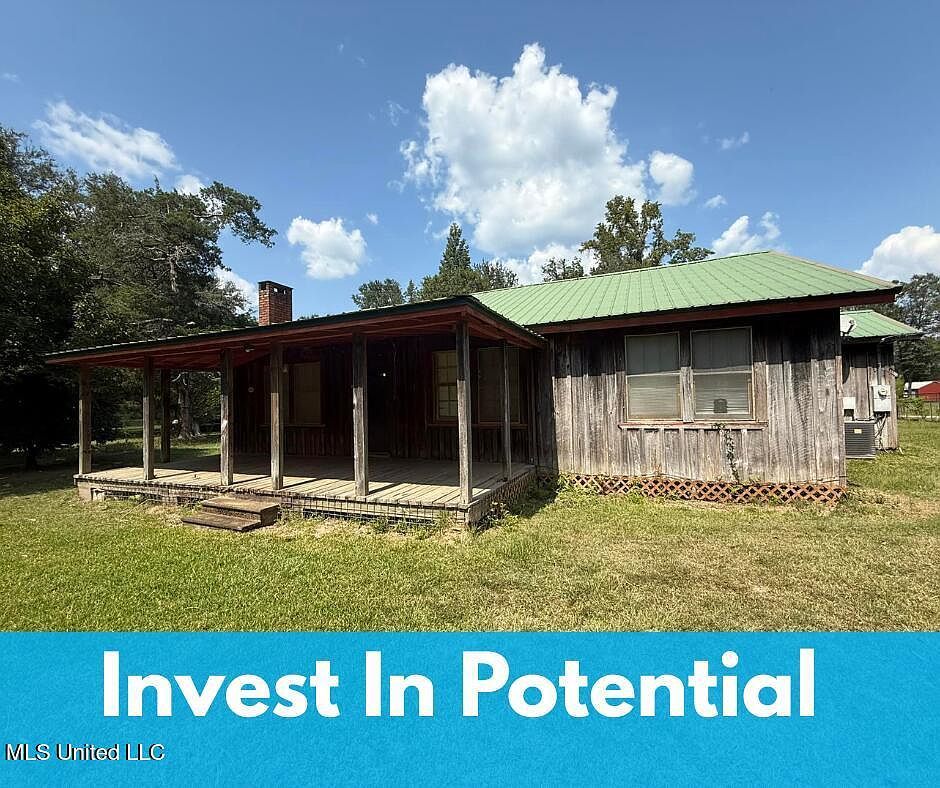 10100 Vestry Rd Perkinston, MS 39573  | Single Family