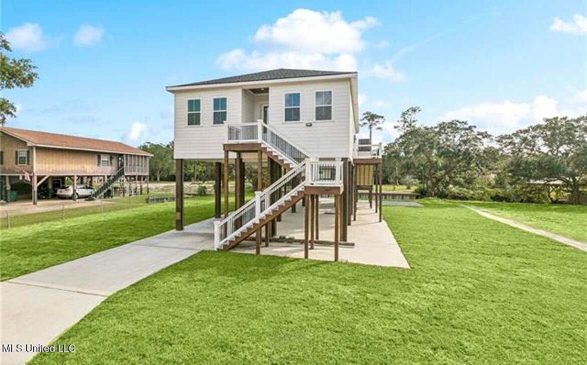 37 Good St Bay Saint Louis, MS 39520 - Thumbnail 2