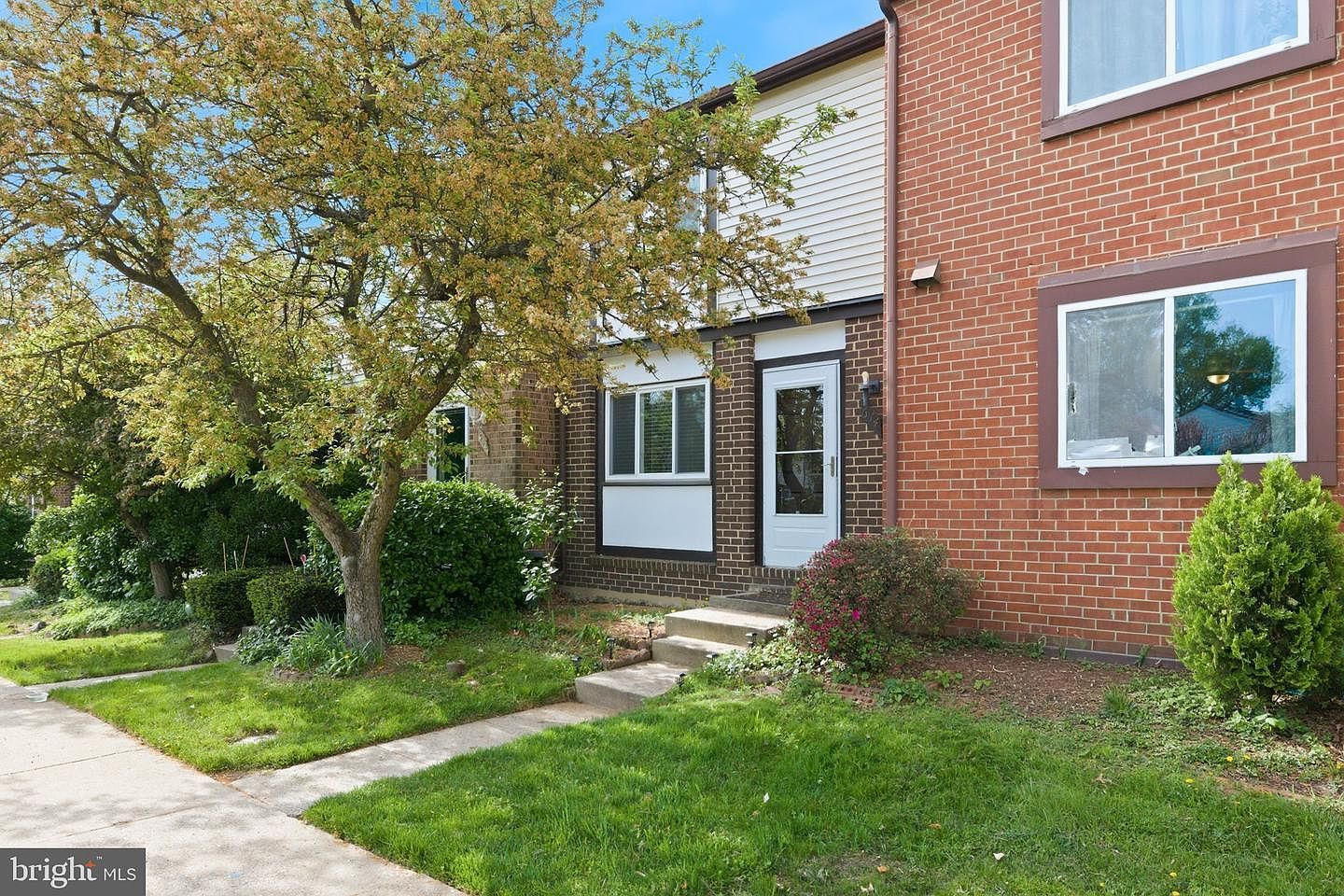 614 Giles Pl Sterling, VA 20164  | New build