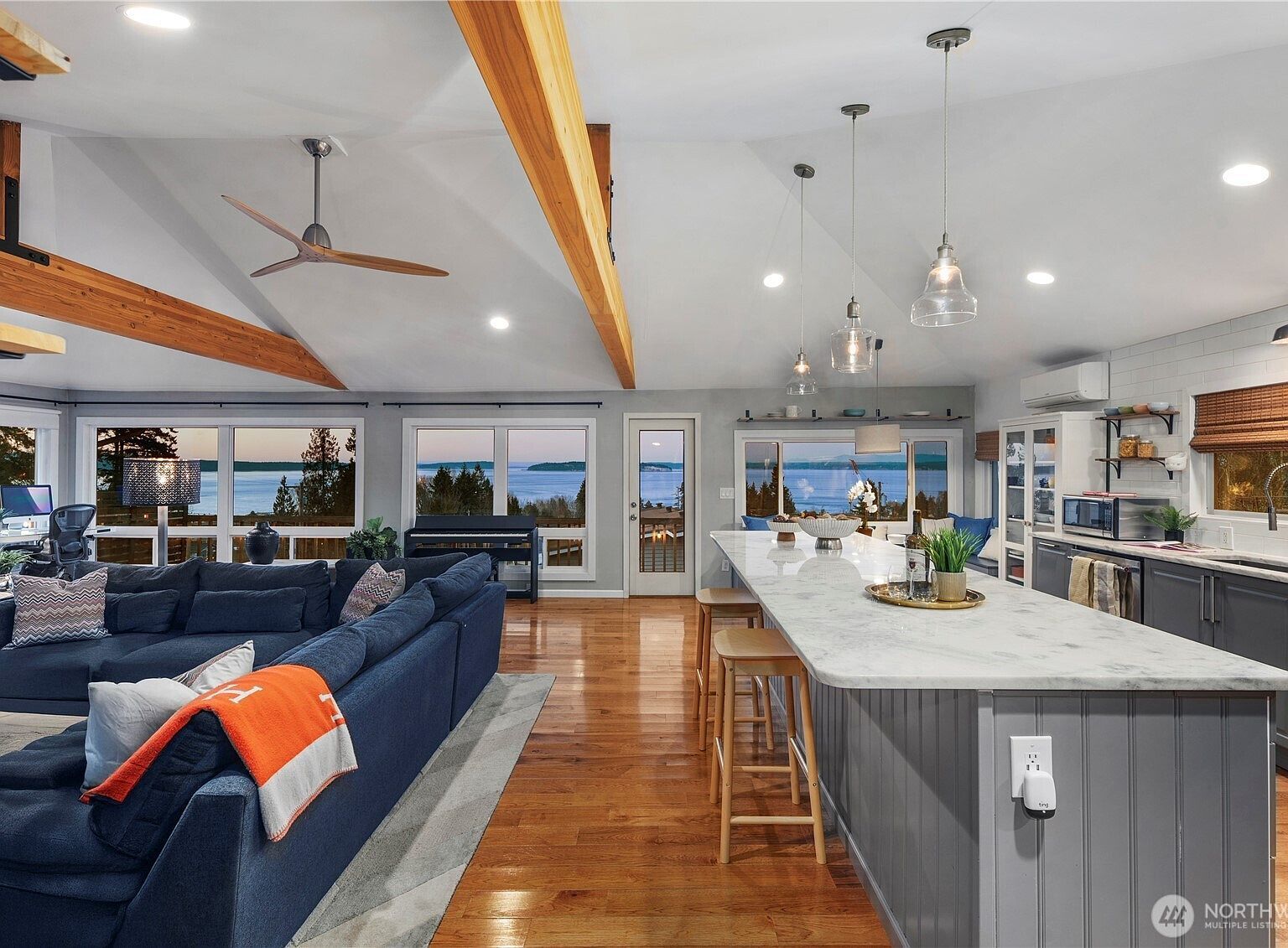 612 Park Ave Mukilteo, WA 98275 - Thumbnail 2