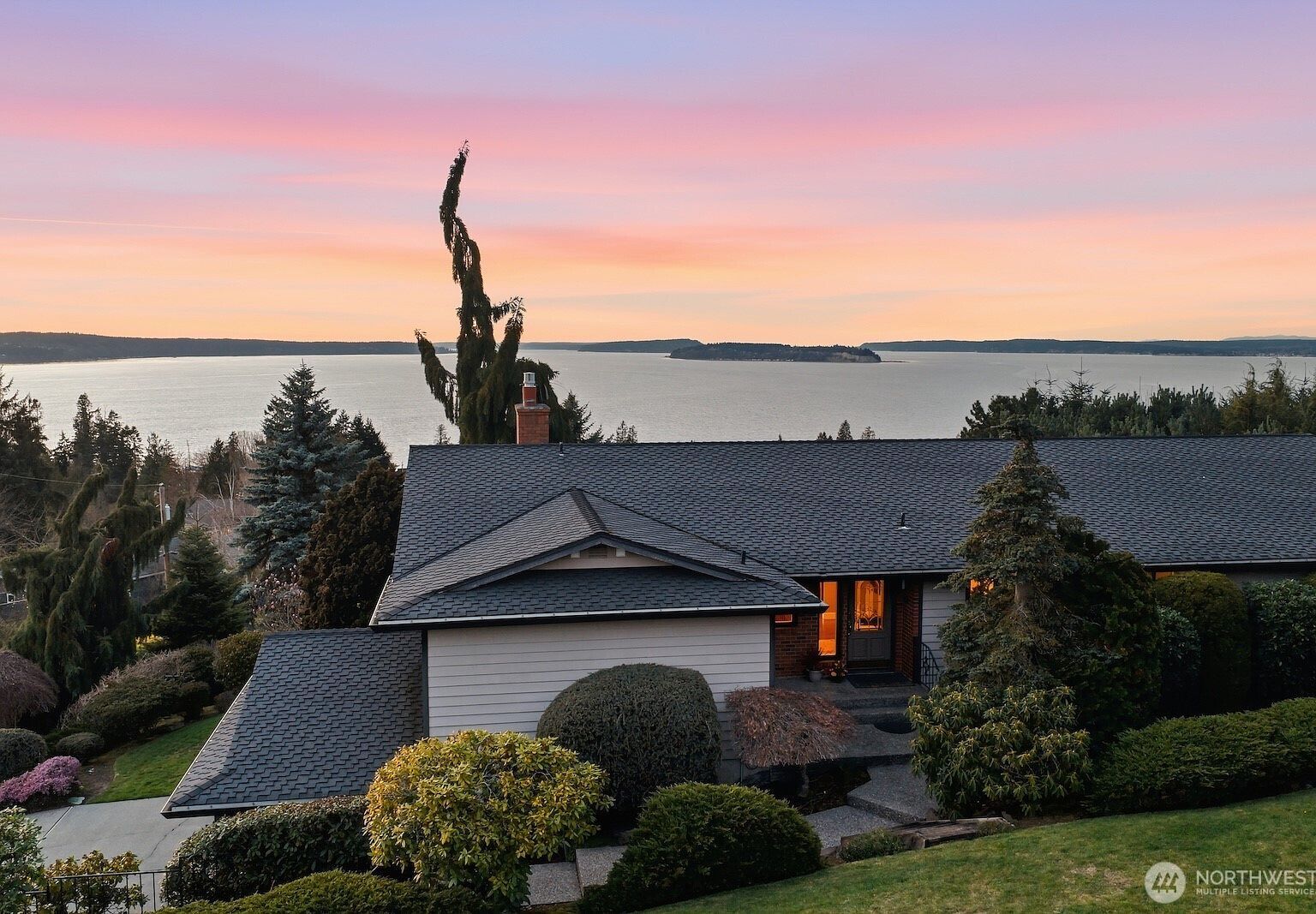 5311 Sound Ave Everett, WA 98203 - Thumbnail 2