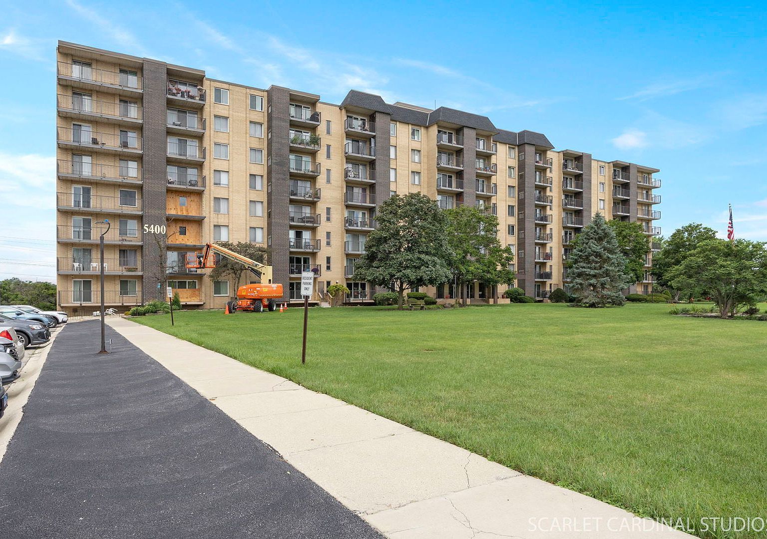 5400 Walnut Ave Unit 805 Downers Grove, IL 60515  | Condominium
