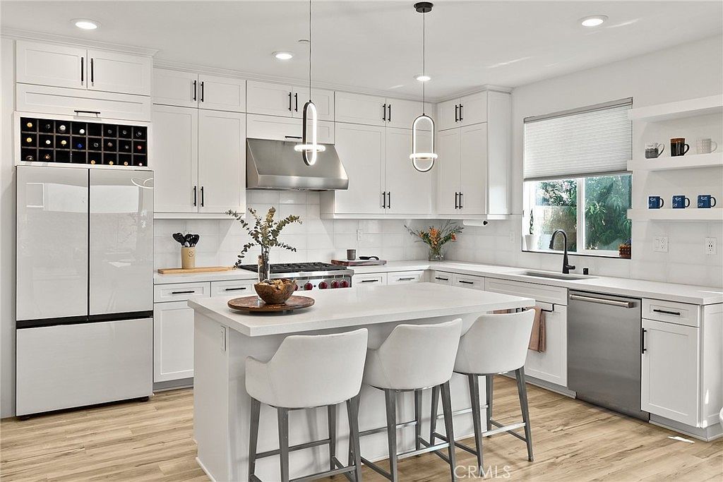 27628 Evergreen Pl San Pedro, CA 90732 - Thumbnail 2