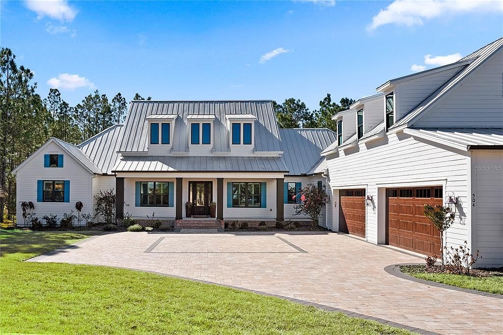 504 Yellow Submarine Ct Howey In The Hills, FL 34737 - Thumbnail 2