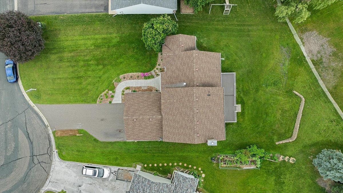 233 Cherry Hill Alcove Hamel, MN 55340 - Thumbnail 2