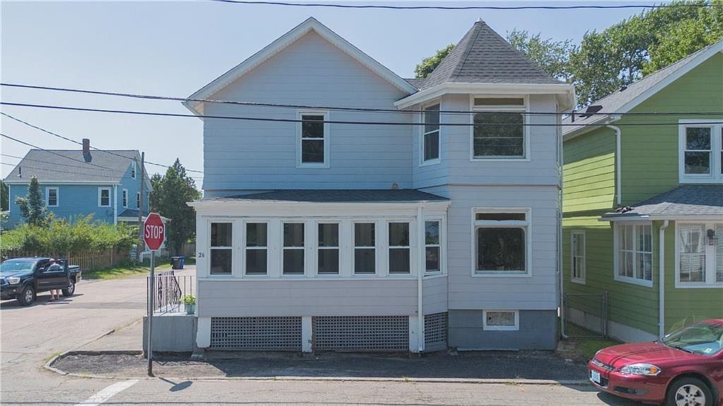 26 Prescott Hall Rd Newport, RI 02840 - Thumbnail 2