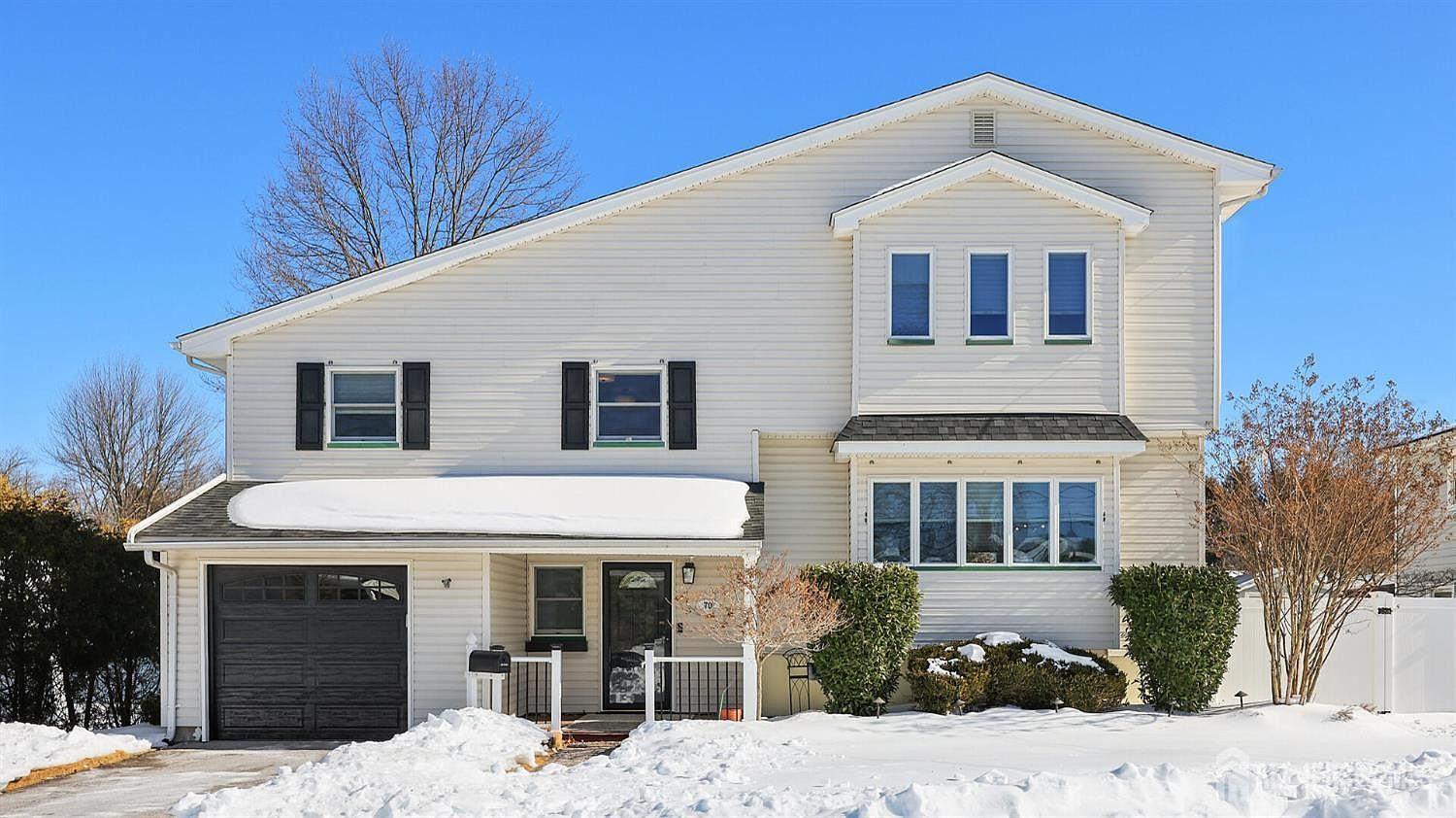 70 Connor Ave Metuchen, NJ 08840 - Thumbnail 2