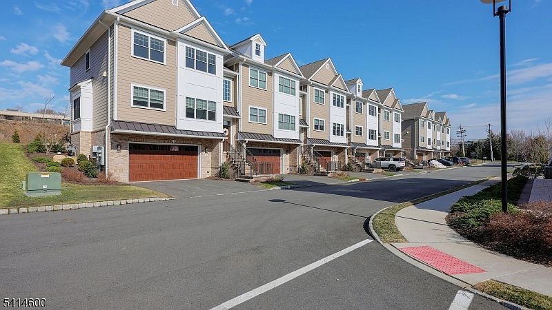 8 Mikula Way Florham Park, NJ 07932  | New build