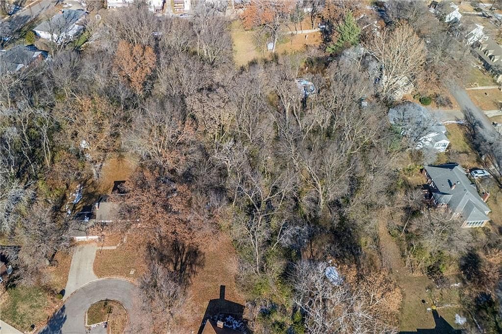 Moss And Eugene Field Ave Saint Joseph, MO 64505 - Thumbnail 2