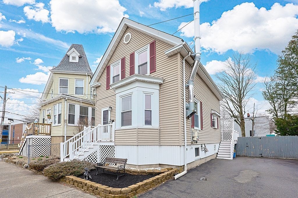 4 Webster St Lynn, MA 01902 | Single Family
