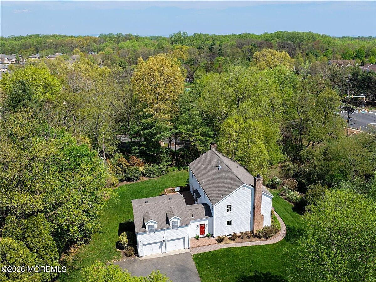 4 Takolusa Dr Holmdel, NJ 07733  | Single Family