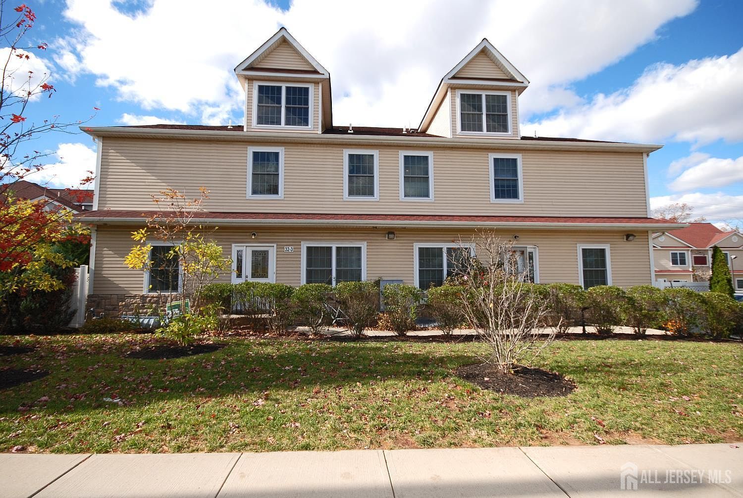 32 Cinder Rd Unit 3 Edison, NJ 08820  | Condominium