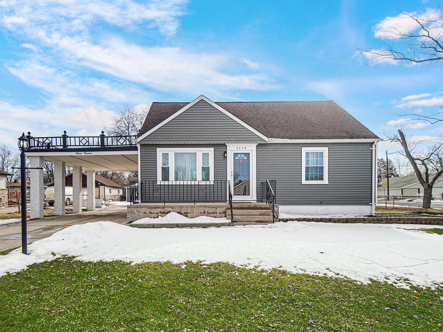 1119 W 38th Pl Hobart, IN 46342 - Thumbnail 2