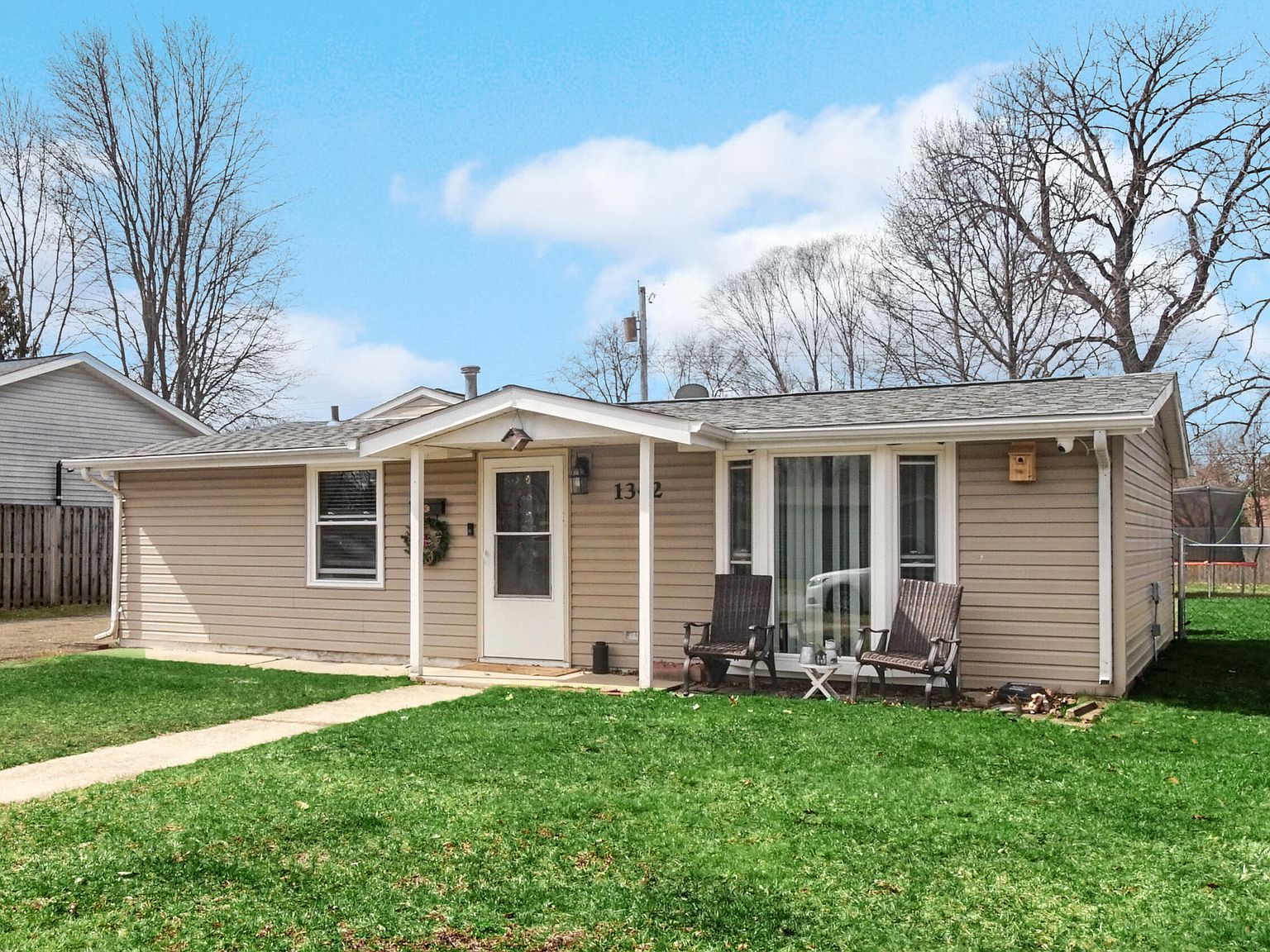 1342 Greenwood Ave Dyer, IN 46311 - Thumbnail 2