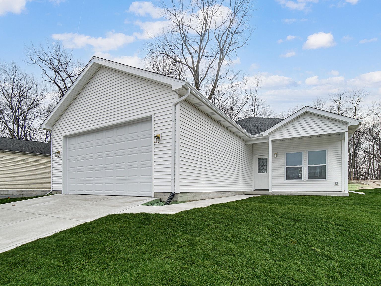 3941 River Dale Ave Lake Station, IN 46405  | Single Family