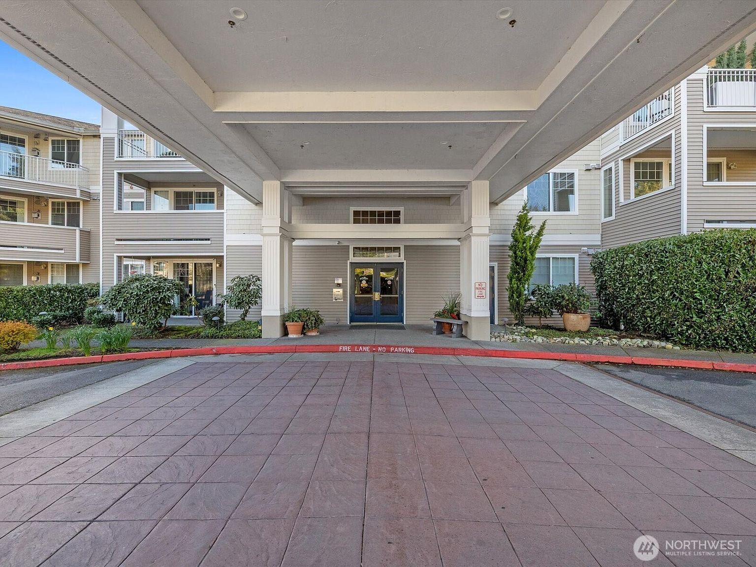 2244 132nd Ave SE APT B214 Bellevue, WA 98005  | Condominium
