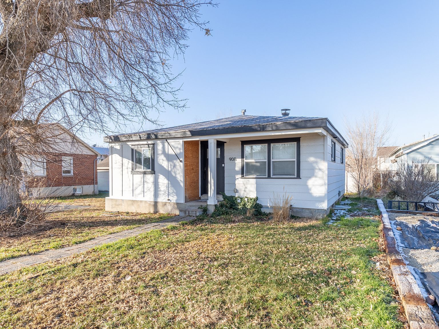 908 S 550 E Clearfield, UT 84015 - Thumbnail 2