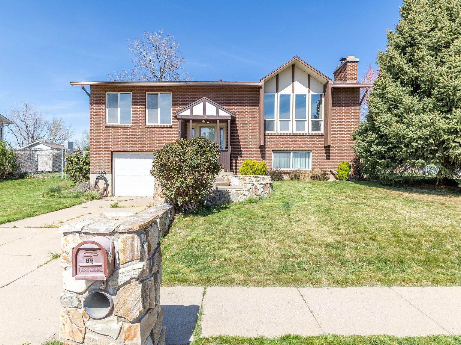 75 E Monticello Dr Kaysville, UT 84037  | Single Family