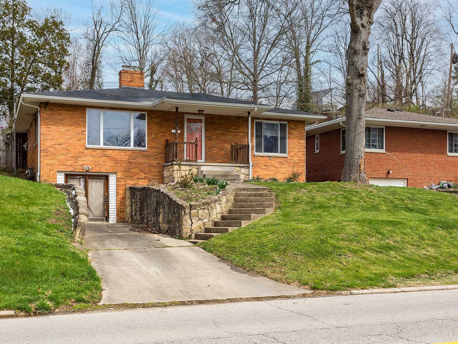 1634 Washington Blvd Huntington, WV 25701  | Single Family