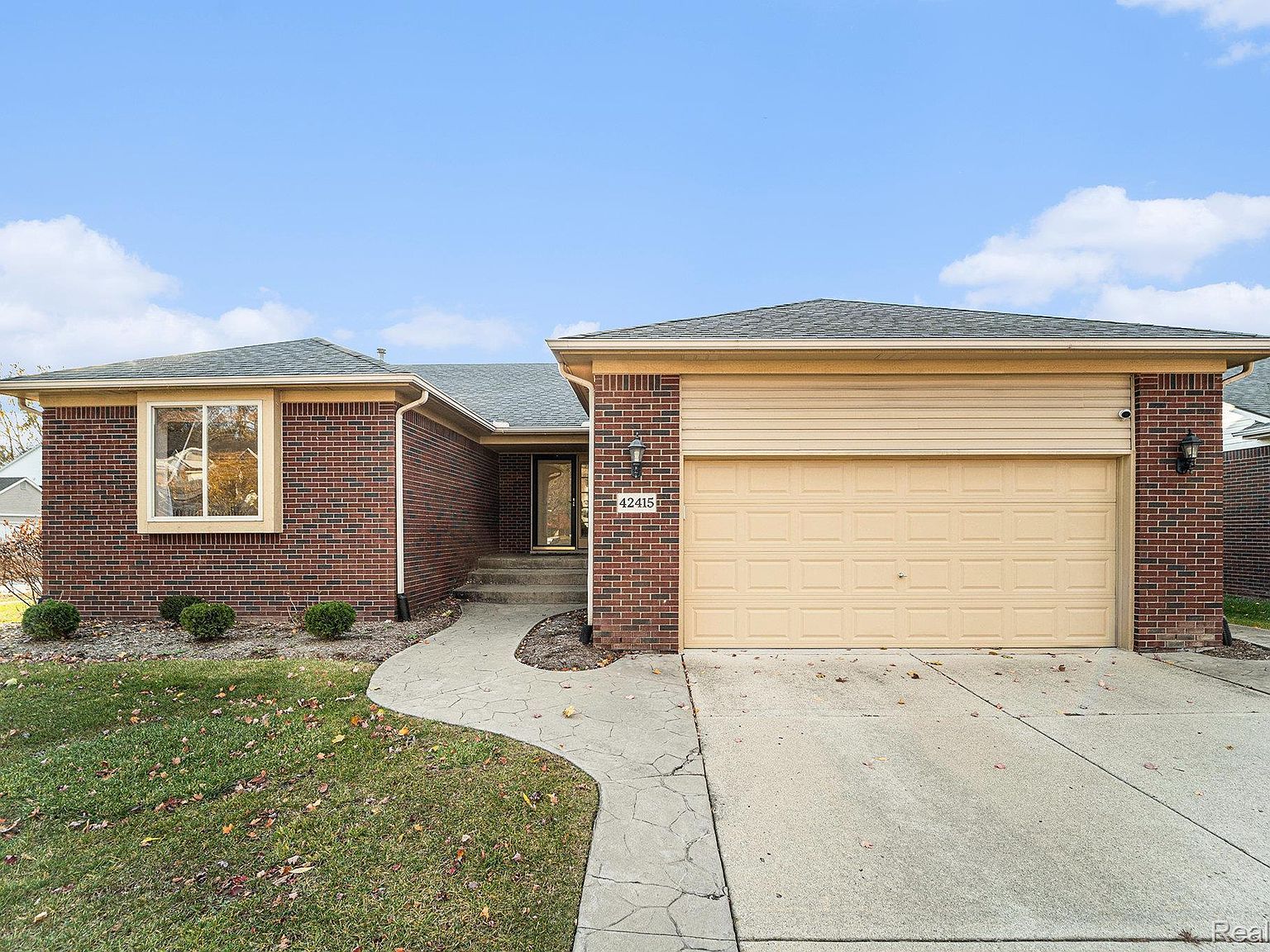 42415 Colorado Dr Clinton Township, MI 48036 - Thumbnail 2