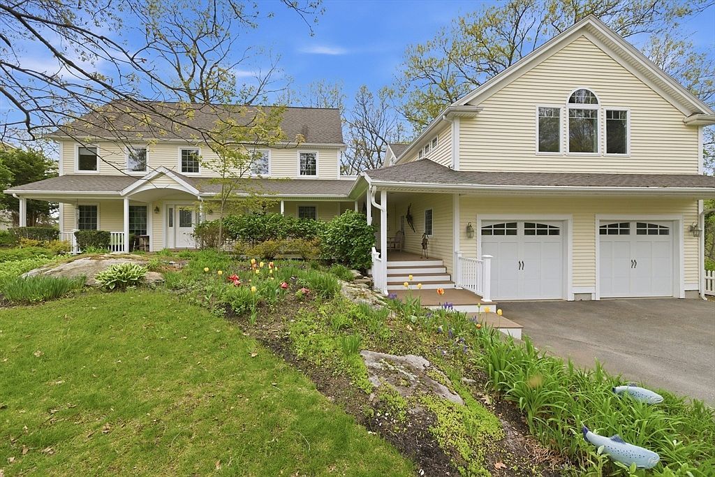 9 Woodcliffe Rd Lexington, MA 02421, 2421