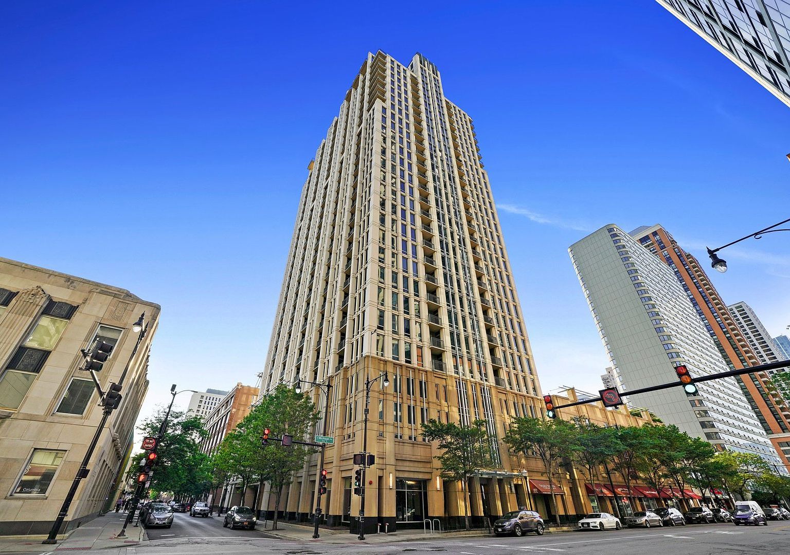 1250 S Michigan Ave APT 1708 Chicago, IL 60605 - Thumbnail 2