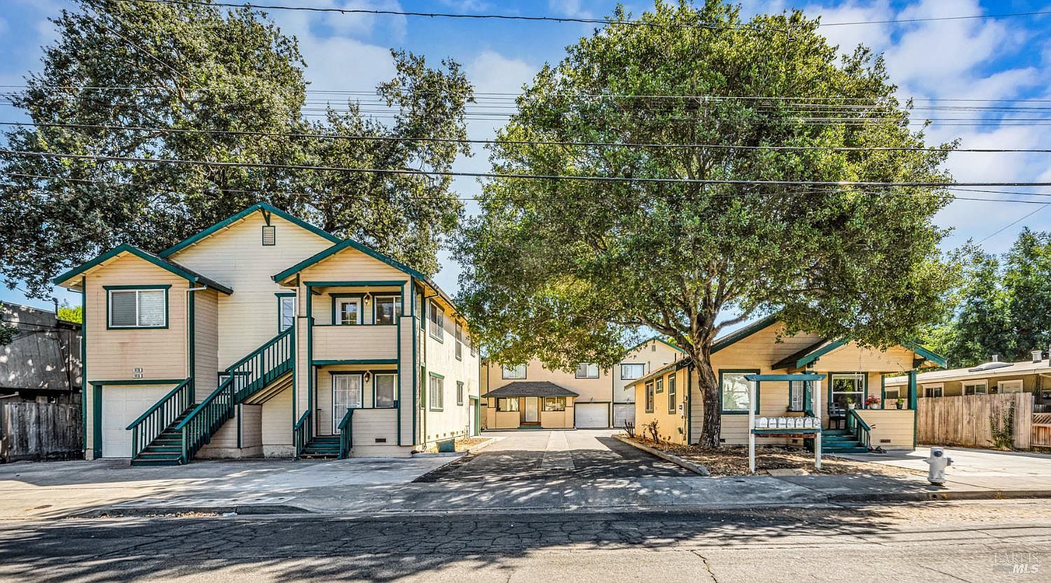 1404 Slater St Santa Rosa, CA 95404 - Thumbnail 2