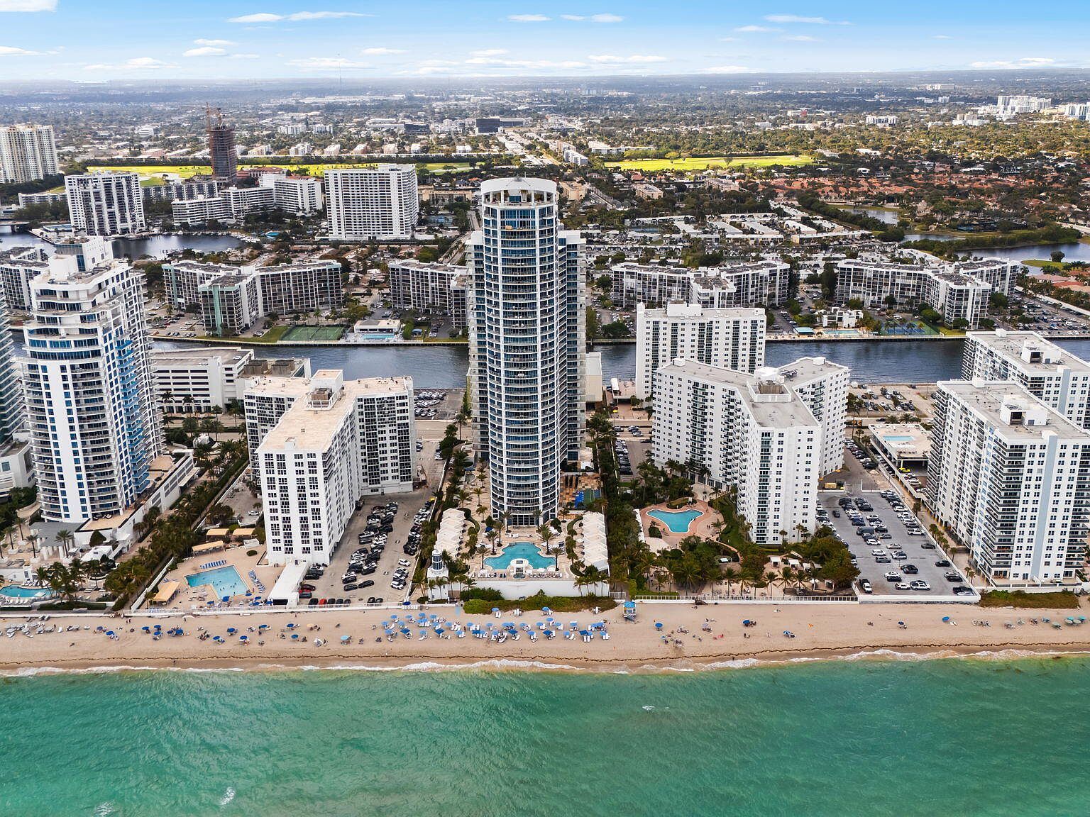 3101 S Ocean Dr APT 1807 Hollywood, FL 33019 - Thumbnail 2