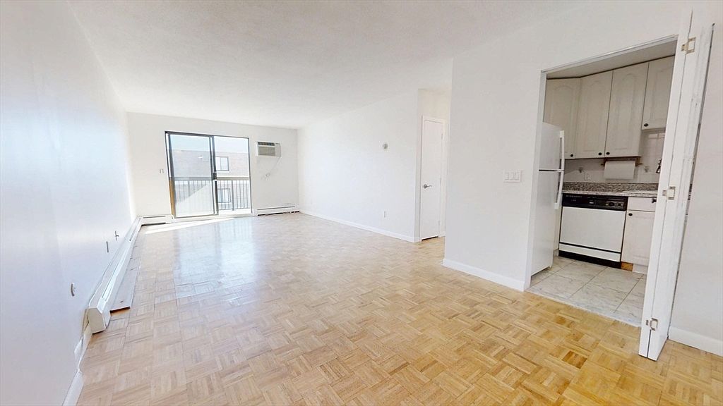 164 Galen St APT 88 Watertown, MA 02472 - Thumbnail 2