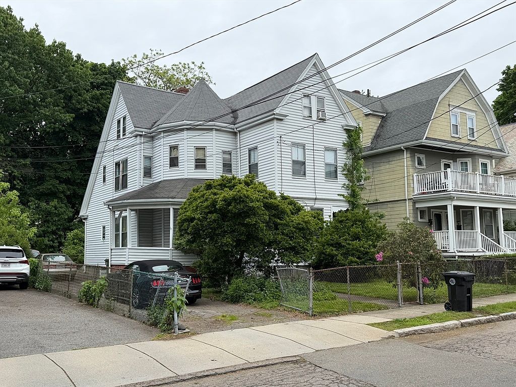 33 Melendy Ave Watertown, MA 02472, 2472