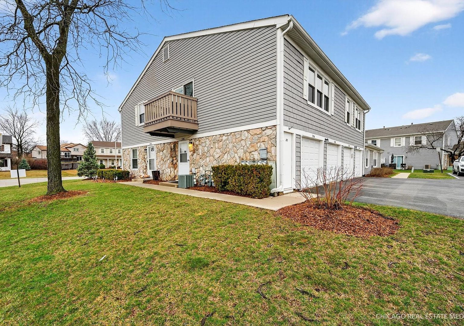 206 Nantucket Hbr #206 Schaumburg, IL 60193  | Condominium