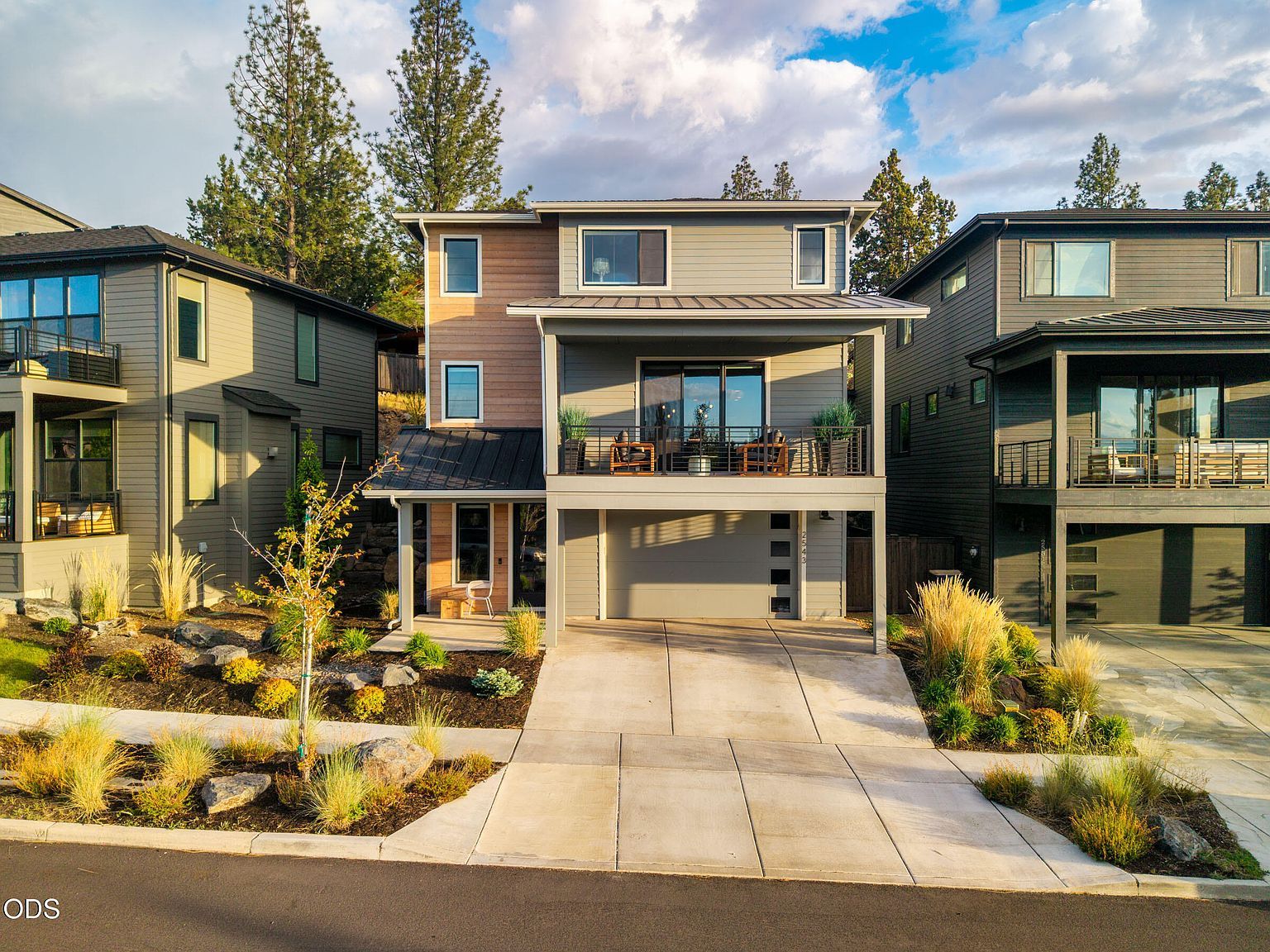 2543 NW Marken St Bend, OR 97703, 97703