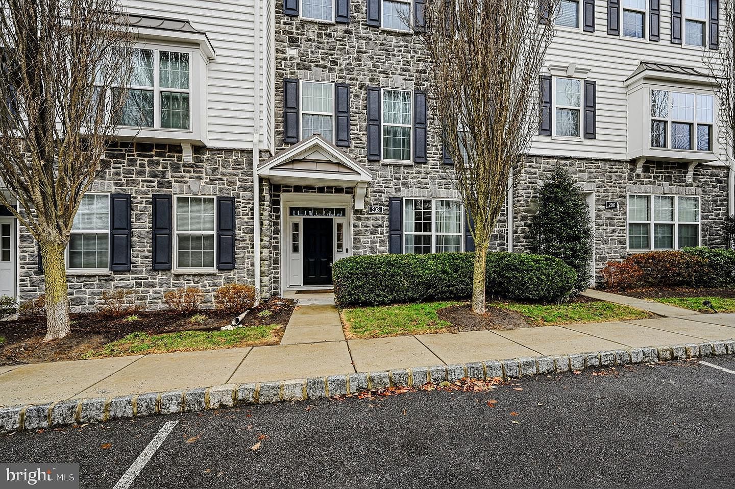 208 Jackdaw Aly #208 Media, PA 19063  | New build