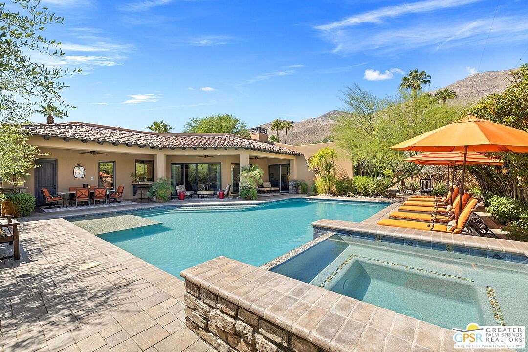 248 E Palo Verde Ave Palm Springs, CA 92264 - Thumbnail 2